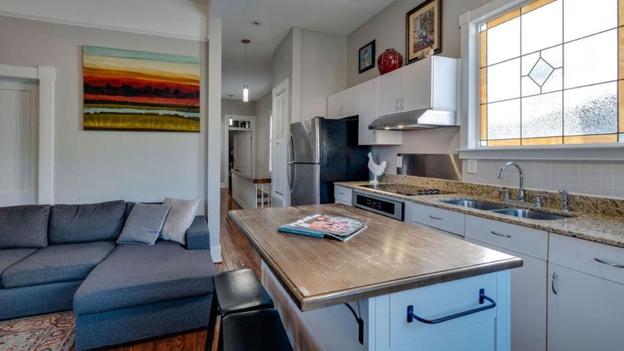 Huge 5 Bed, 5 Bath In Historic Downtown サバンナ エクステリア 写真