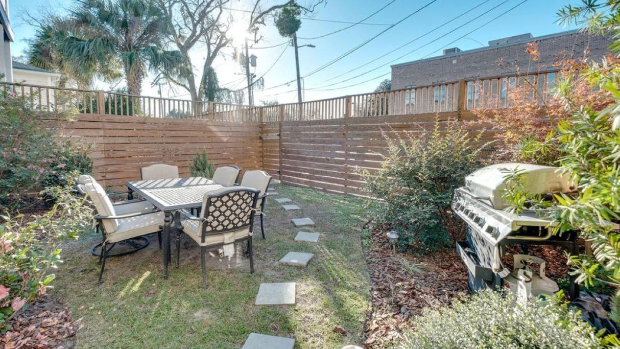 Huge 5 Bed, 5 Bath In Historic Downtown サバンナ エクステリア 写真
